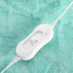 Thermostat control for electric blanket